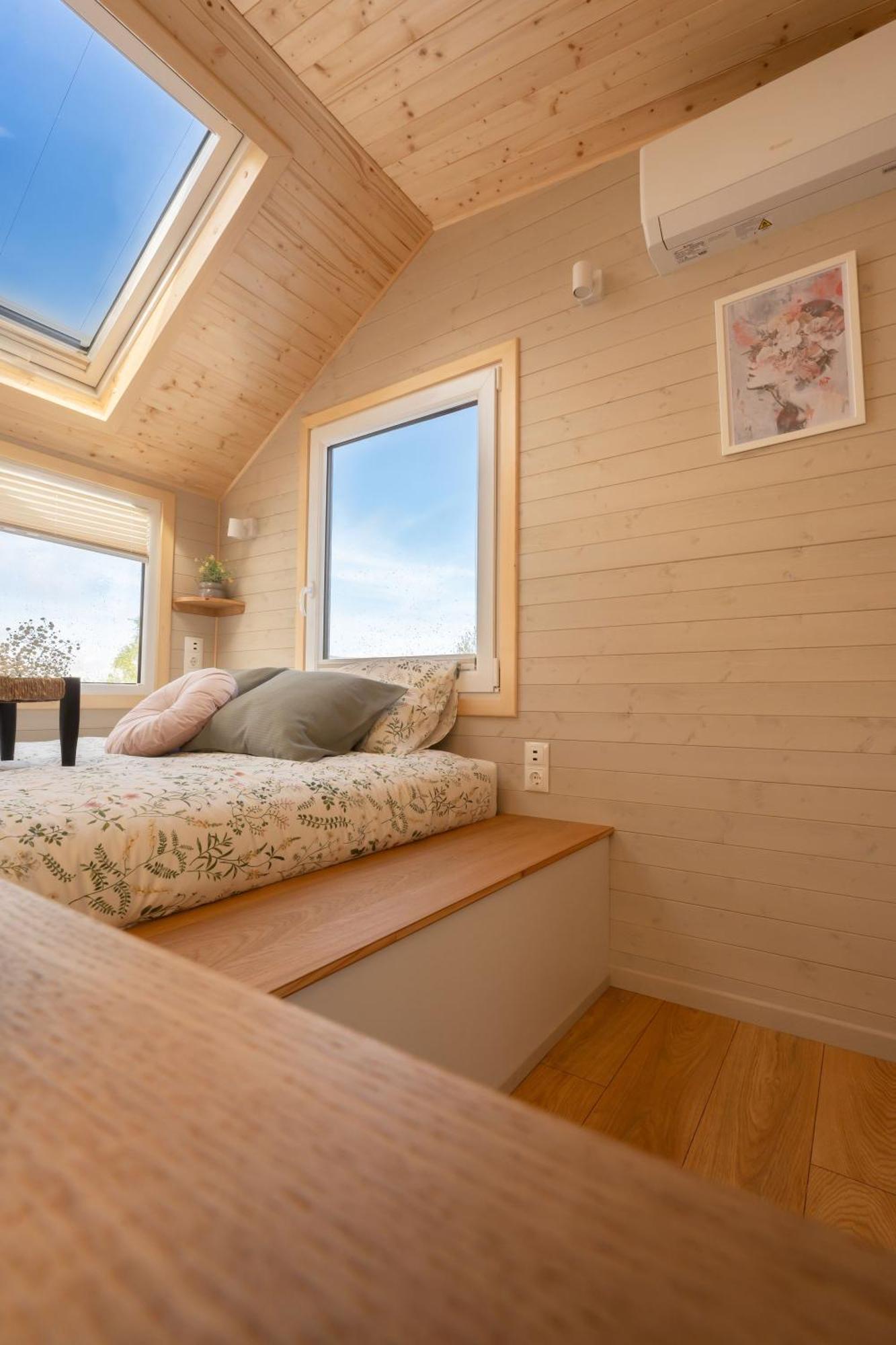 Aurora Green Hill Podobin 외부 사진